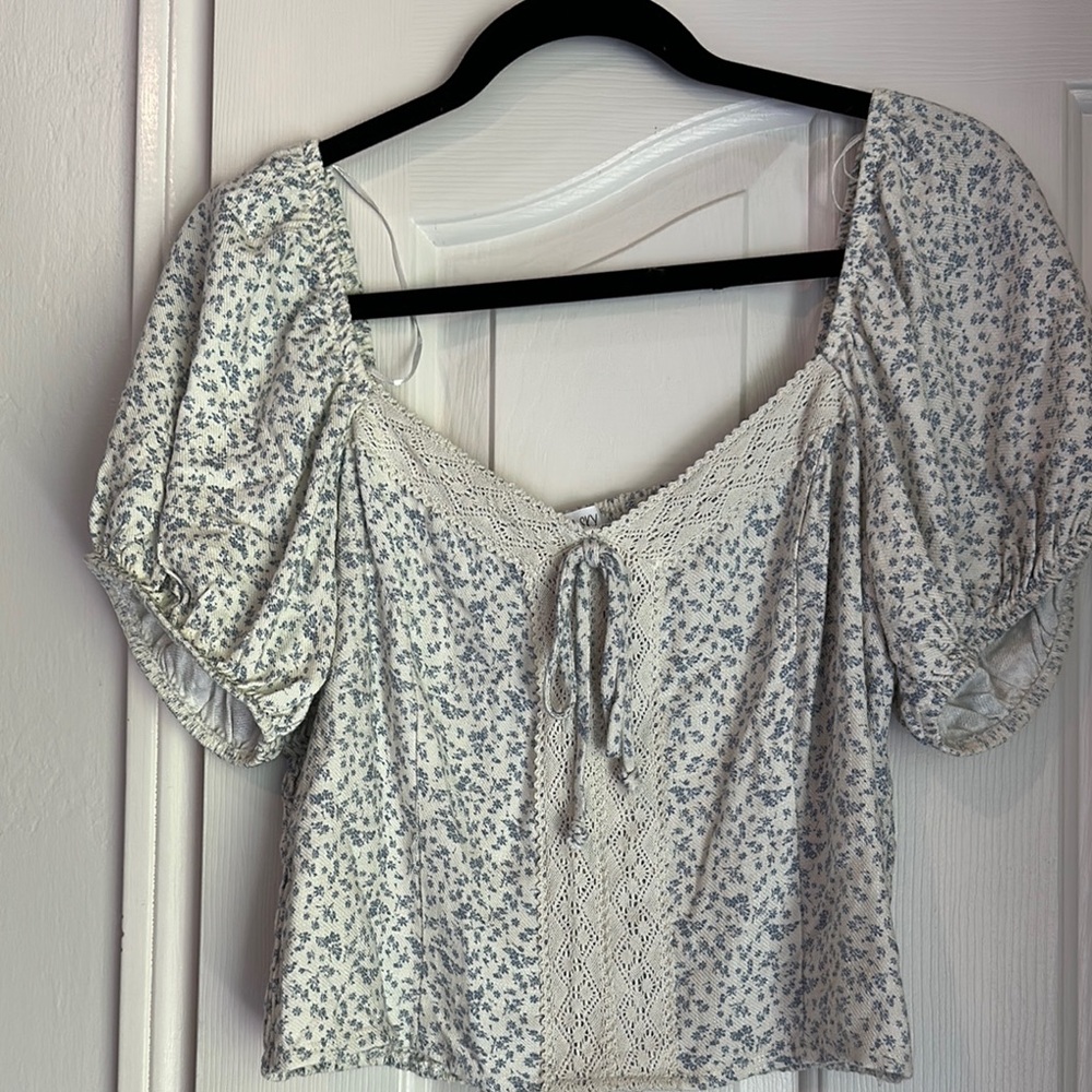 Sienna Sky Blue and cream  Puff Sleeve Blouse